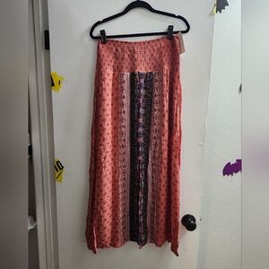 NWT Xhilaration Skirt